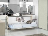 Un semplice letto singolo a scomparsa con movimento orizzontale, modello Andres con rete a doghe, mobile letto salvaspazio ideale per ambienti di dimensioni ridotte